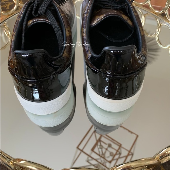 🚫SOLD🚫Louis Vuitton Frontrow Monogram shoes - Picture 8 of 8